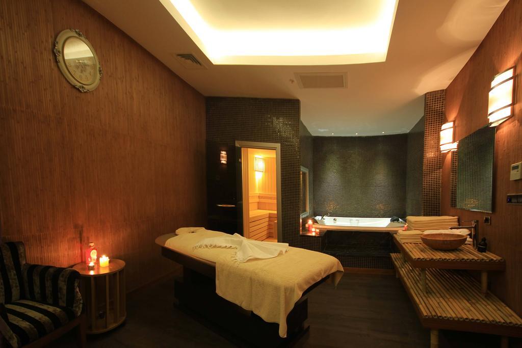 Sky Tower Hotel Akcakoca Convention & Spa Center Ngoại thất bức ảnh